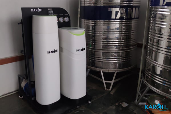 may-loc-tong-dau-nguon-karofi-ktf-888-thuc-te-1 Máy lọc nước tổng đầu nguồn Karofi KTF-888